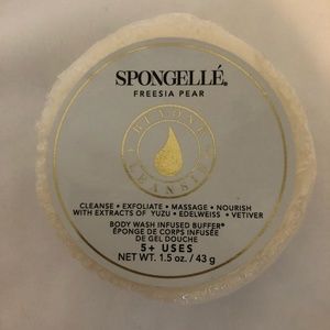 BRAND NEW Spongelle Freesia Pear Spongette